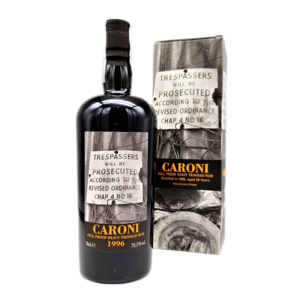 Bouteille de rhum Caroni Trespassers 20 ans, un rhum d'exception pour les connaisseurs.