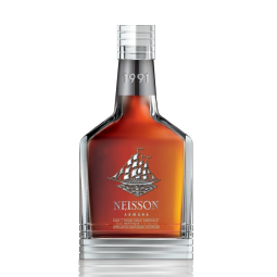 Le Neisson 1991 Armada est un rhum agricole d'exception originaire de la Martinique.