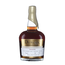 Bouteille de Dictador Jerarquía 1981 Bourbon, un rhum exceptionnel pour les collectionneurs.