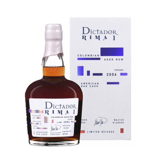 Bouteille de Dictador Rima 2006 American Oak, un rhum de qualité vieilli en fûts de chêne américain.