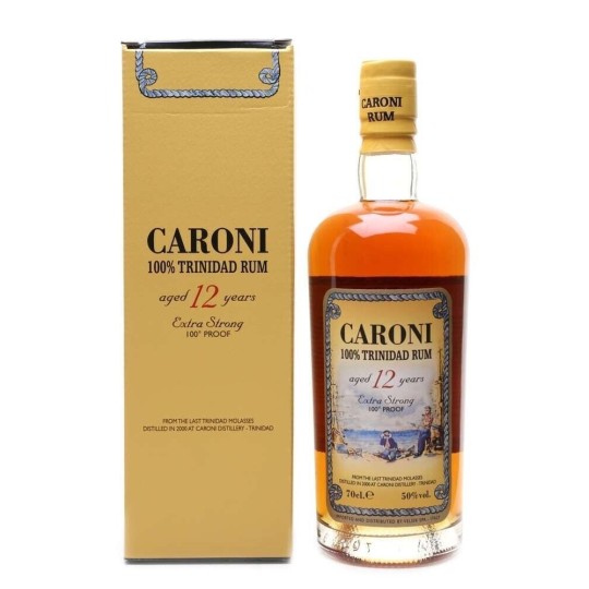 Bouteille de rhum Caroni 12 ans 2000 Velier, une rareté appréciée par les amateurs de rhum.