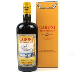 Bouteille de rhum Caroni 15 ans, un choix raffiné pour les amateurs de rhum de qualité.